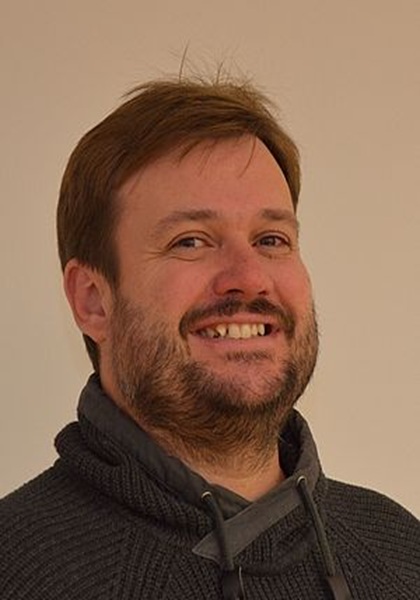 tl_files/schulchen/Mitarbeiter/csm_12_Oliver_Schuebert_1b5d40d657.jpg